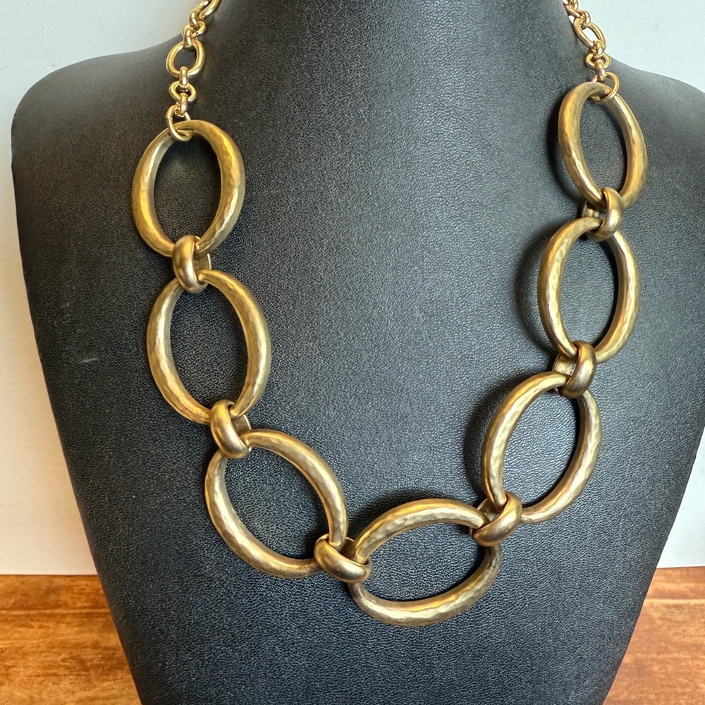 Chico's Elegant Gold Oval Link Necklace